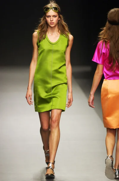 Look 2